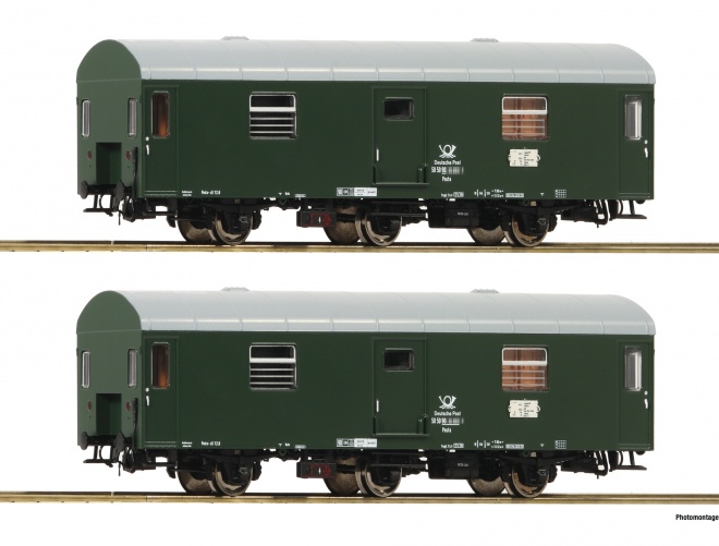 set of 2 Mail car Rekowagen<br /><a href='images/pictures/Roco/Roco-74111.jpg' target='_blank'>Full size image</a>